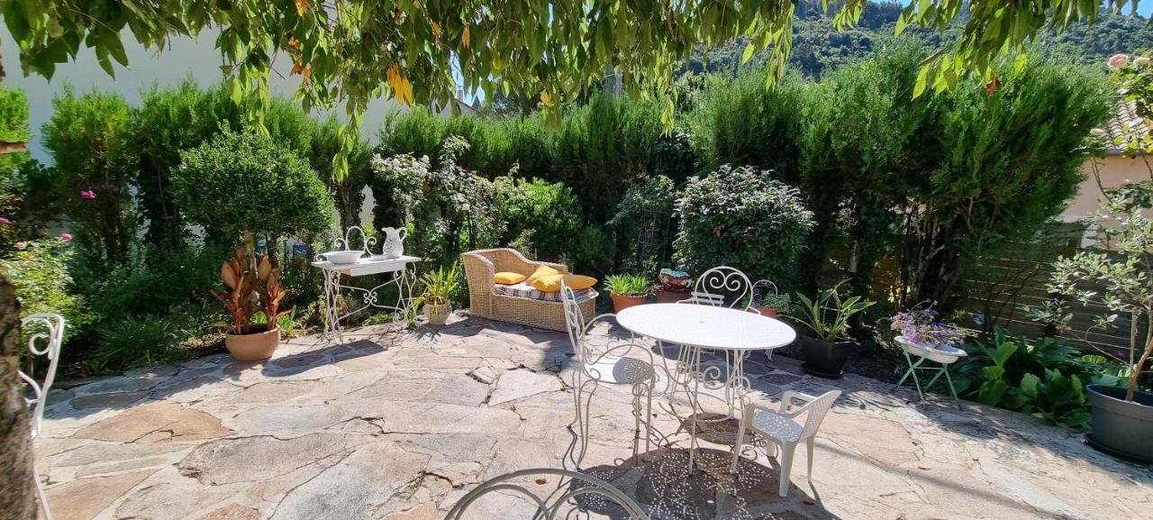 Bed and Breakfast Manoir De Gravezon Lunas  Экстерьер фото