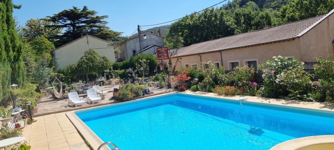 Bed and Breakfast Manoir De Gravezon Lunas  Экстерьер фото